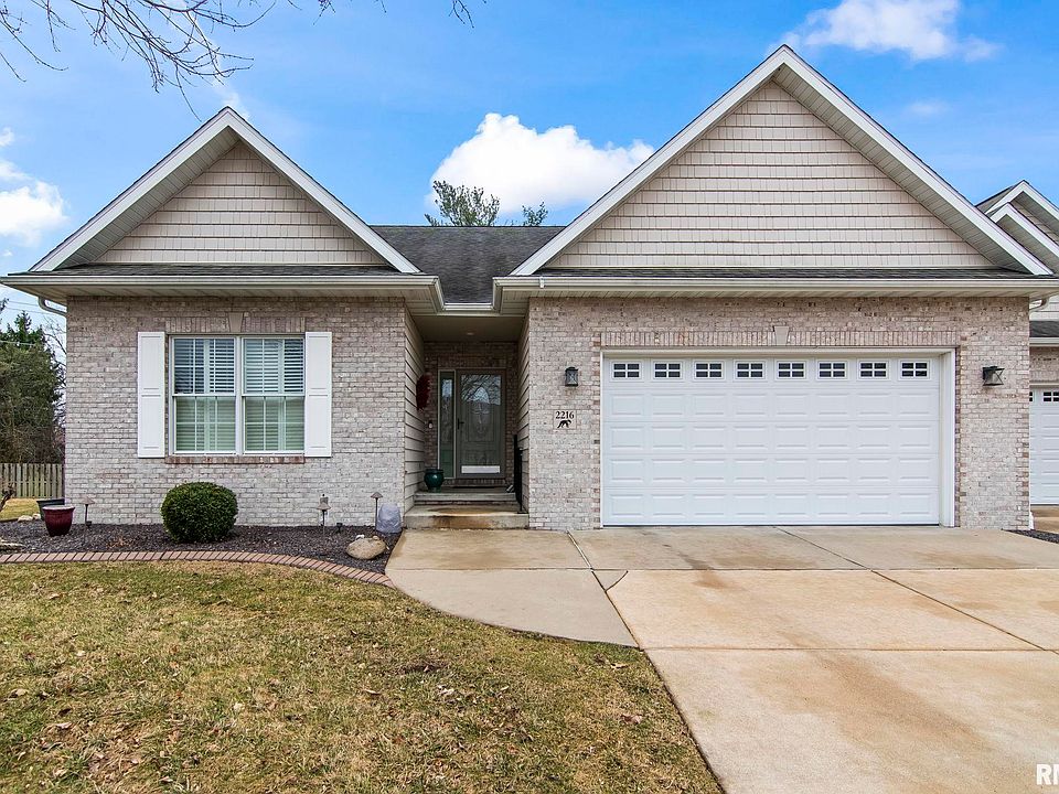 1st image of 2216 Charlack Ave