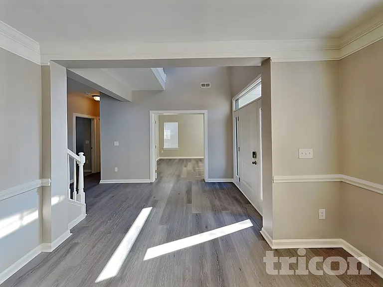 5801 Crimson Oak Ct — Photo 3