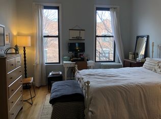 206 Huron St #3A, Brooklyn, NY 11222
