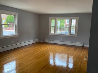 321 Undercliff Ave APT 1, Edgewater, NJ 07020