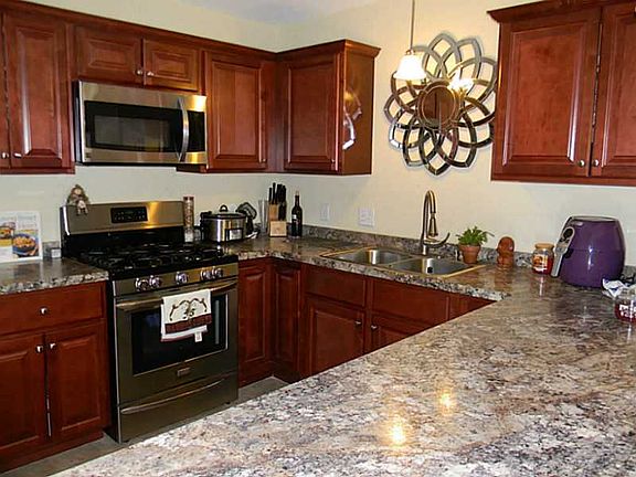 4th image of 3804 Village Green Cir #3804