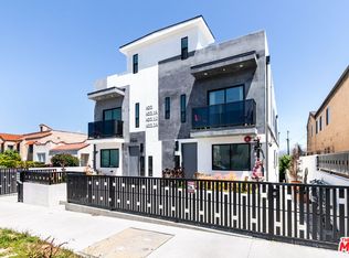 4615 Saint Charles Pl Unit 3/4, Los Angeles, CA 90019