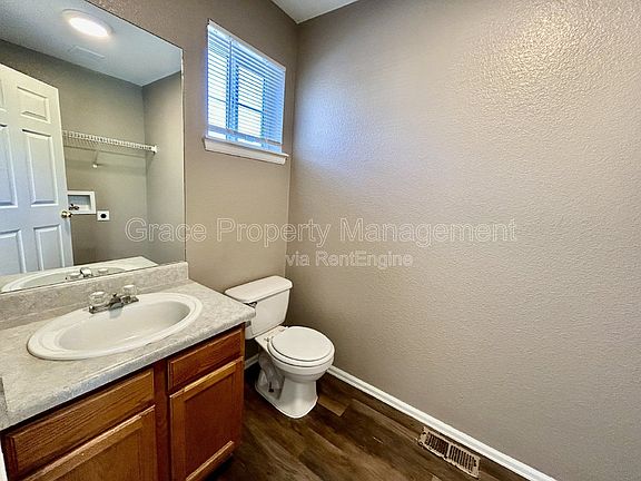 3rd image of 10962 E 96th Pl
