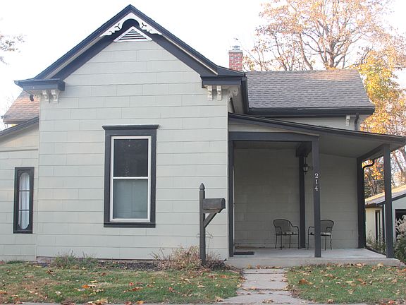 4th image of 214 Groom St
