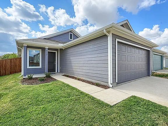 2nd image of 4117 Equestrian Dr