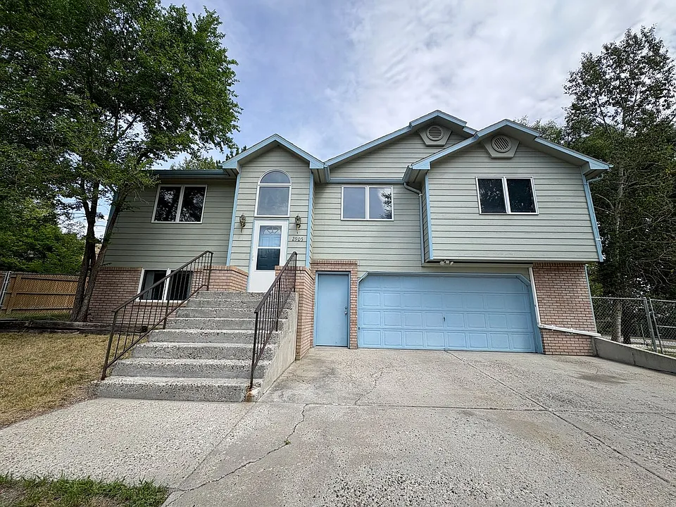 2905 High Park Dr