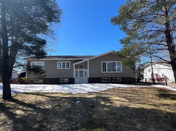 15 Church Road, Badger, NL A0H1A0