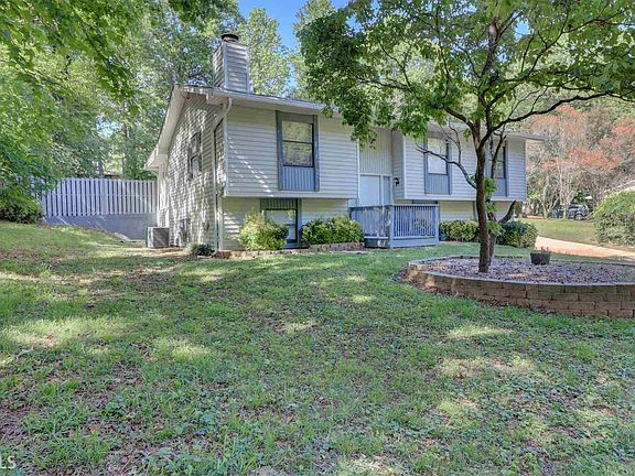 2nd image of 6276 Shallow Creek Ln