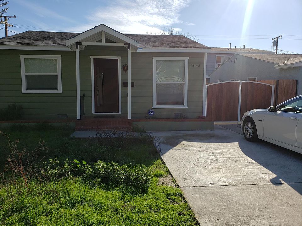 1st image of 12142 214th St