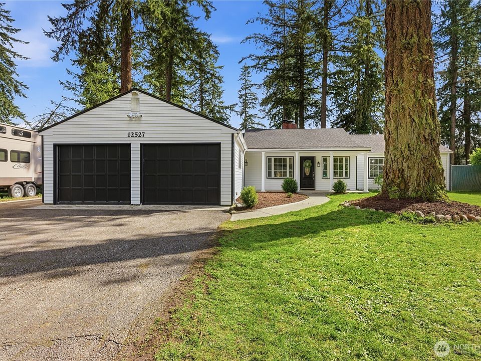 1st image of 12527 Glenwood Avenue SW