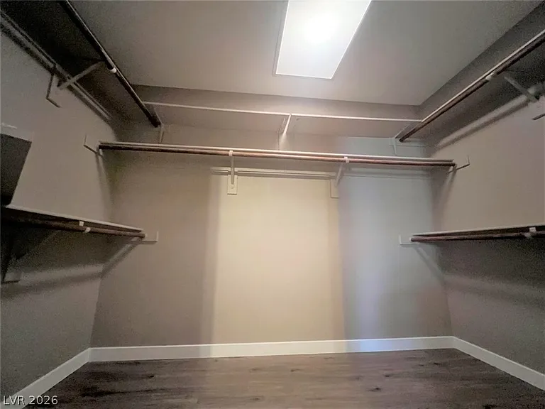 1929 Blue Ribbon Dr — Photo 10