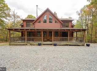 456 Parkside Ter, Berkeley Springs, WV 25411