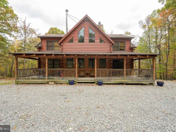 456 Parkside Ter, Berkeley Springs, WV 25411