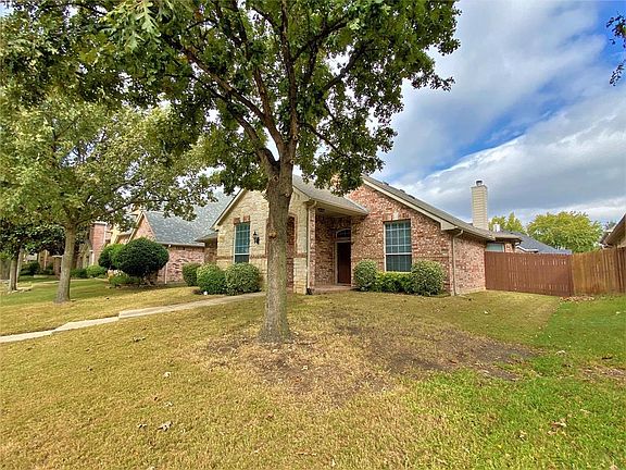 2nd image of 10674 Bancroft Ln