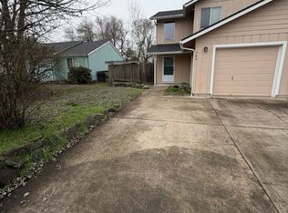 584 22nd Ave SW, Albany, OR 97322