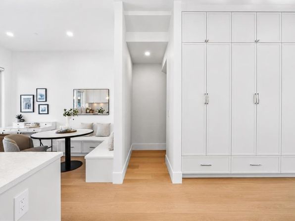 3 bedroom rental in Vancouver — photo 3