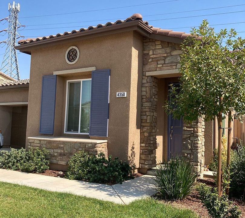 2nd image of 4350 Strathmore Pl