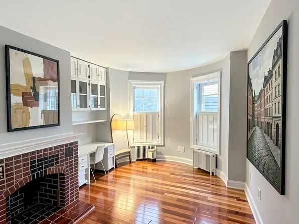 8 Brimmer St APT 1A, Boston, MA 02108
