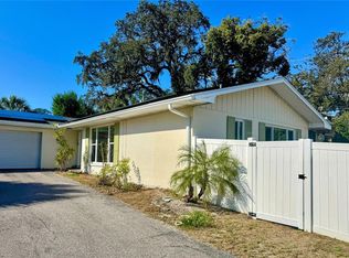 3425 High Bluff Dr, Largo, FL 33770