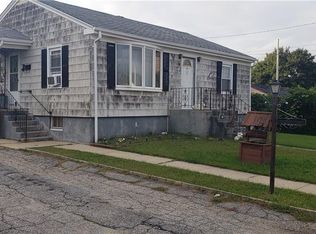 129 Shove St, Tiverton, RI 02878