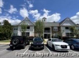 350 Gallery Dr APT 101, Spring Lake, NC 28390