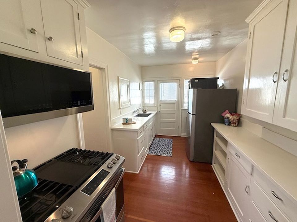 1st image of 1417 Bank St APT A