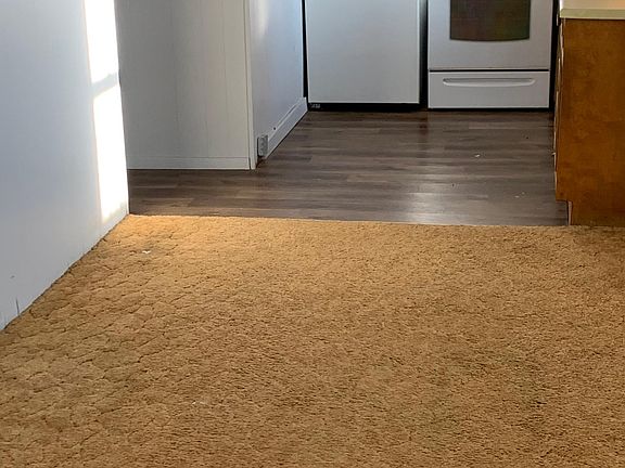 3rd image of 924 5th St S #1