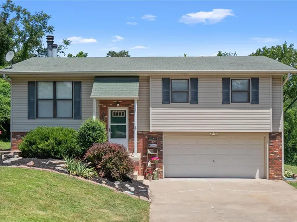 5949 Terrace Dr, House Springs, MO 63051