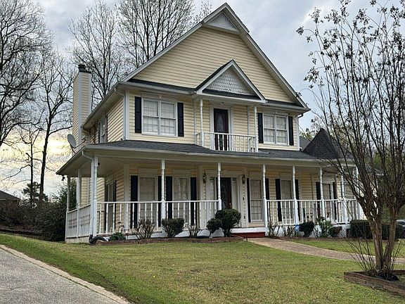 3rd image of 1709 Ridgewood Rd