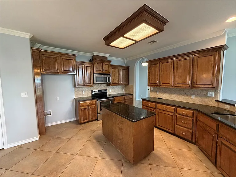 6706 Samba Dr — Photo 20