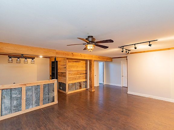 4th image of 7173 Brady Dr