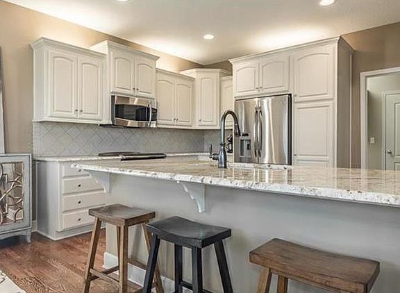 5th image of 14353 Manor Ct