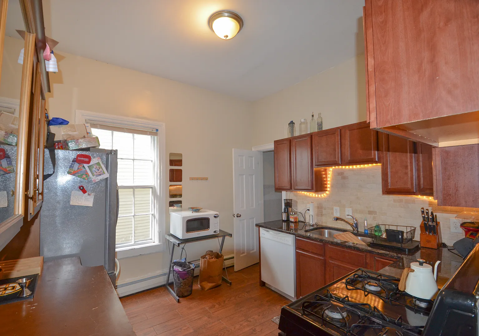 40 Bowen St — Photo 3