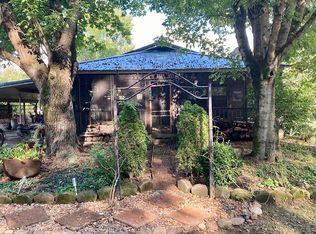 186 Eva Beach Dr, Eva, TN 38333