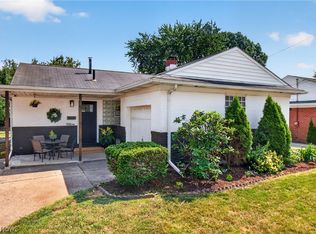 514 6th St NW, North Canton, OH 44720