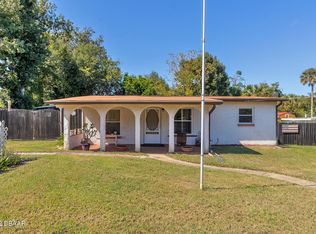 1204 10th St, Daytona Beach, FL 32117