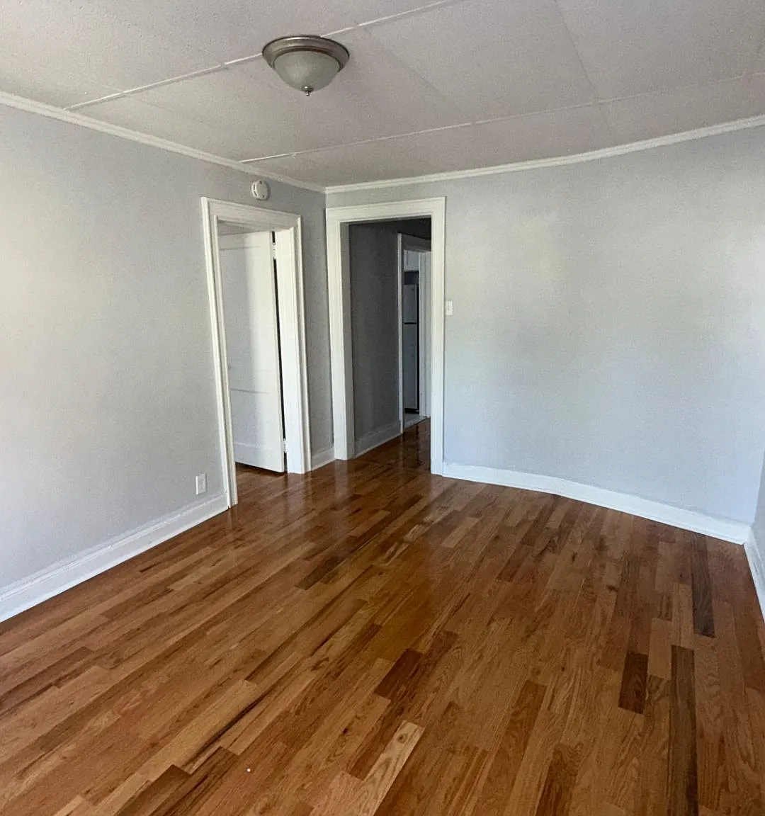 Palisades Apartments — Photo 4