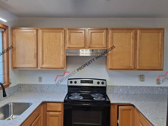 5th image of 1301-1305 NW Airport Rd #2