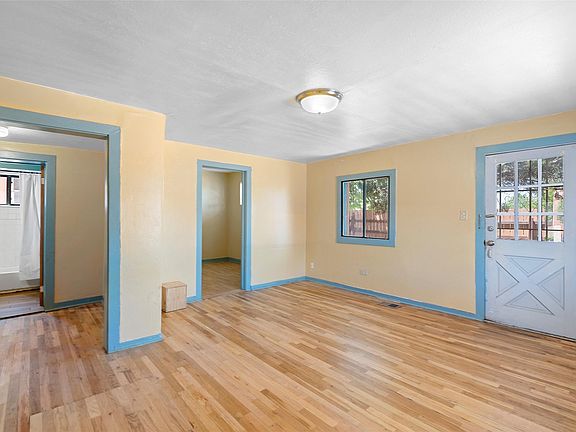 5th image of 707 Kathryn Ave