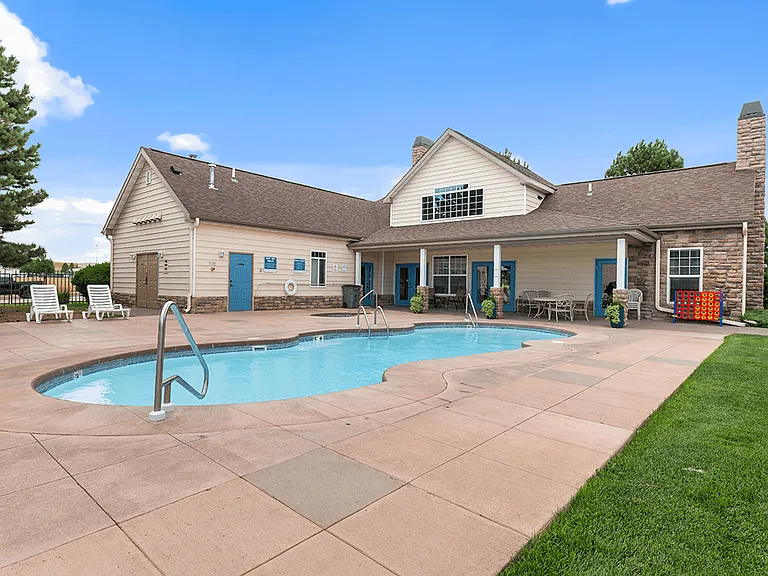 Expansive Sundeck