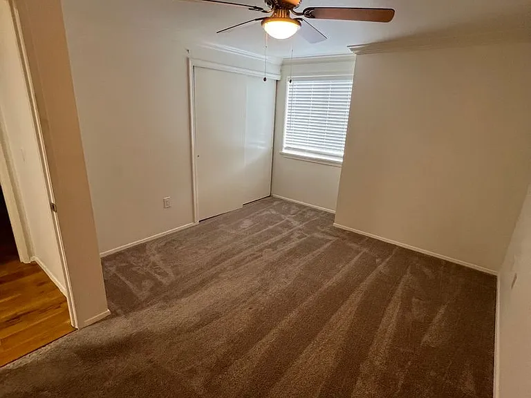 Twin Peaks Apartments — Photo 4
