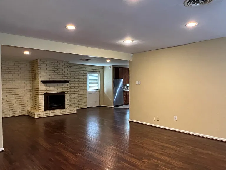 9619 Beverlyhill St — Photo 8