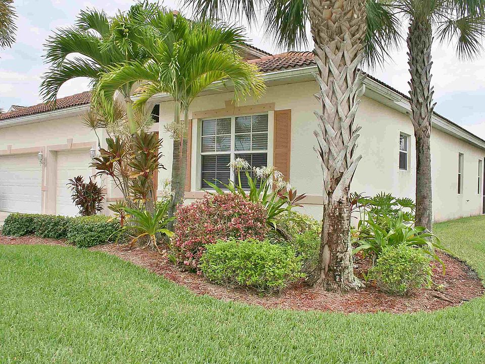 1st image of 2666 Amber Lake Dr