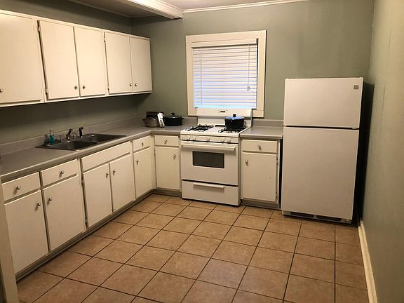 2nd image of 413 Greensboro St APT C