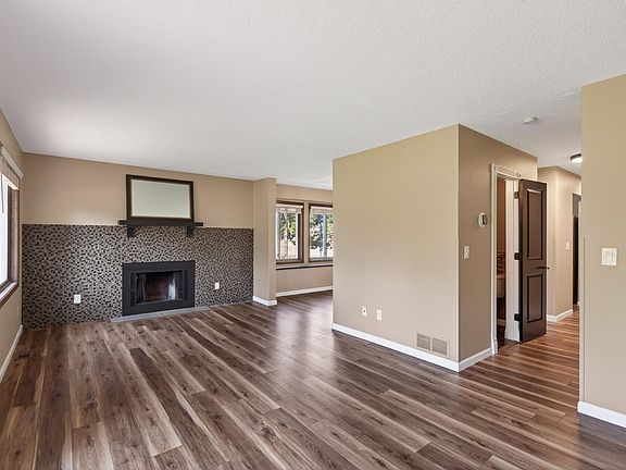 5th image of 1421 63rd Ln