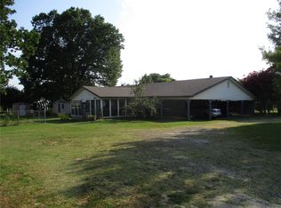 417566 E Rd, Checotah, OK 74426