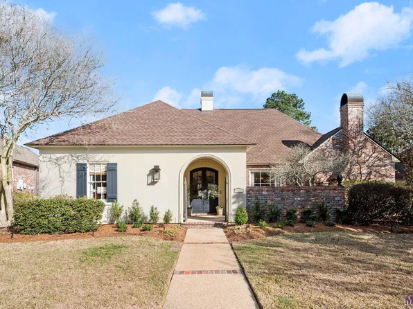 17837 Pecan Shadows Dr, Baton Rouge, LA 70810