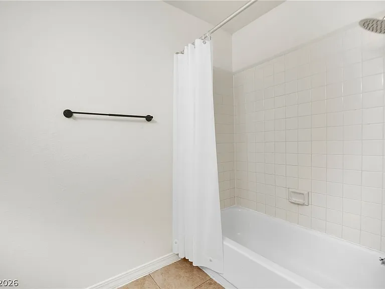 3009 Blue Fin Cir — Photo 35