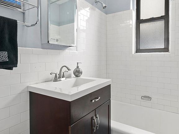 5th image of 229 E 28th St APT 2F