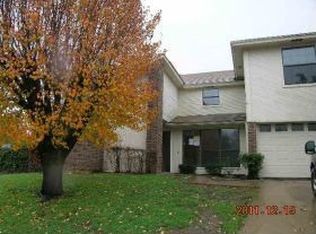 2832 Edgewood Ln, Bedford, TX 76021